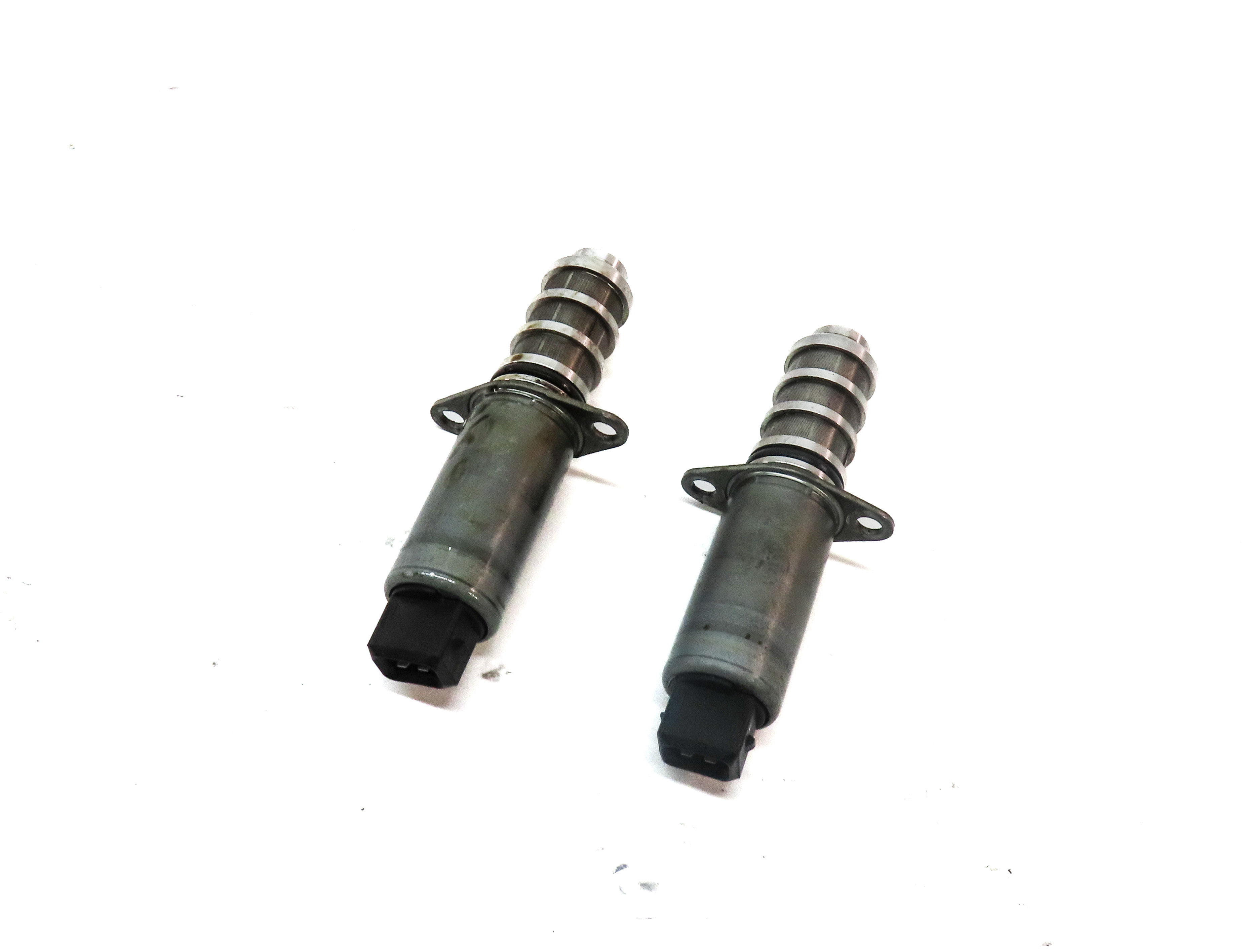 2011 PORSCHE CAYENNE (958) 4.8L (M48.52) TURBO ENGINE VVT SOLENOID SET 2 — exact item pictured